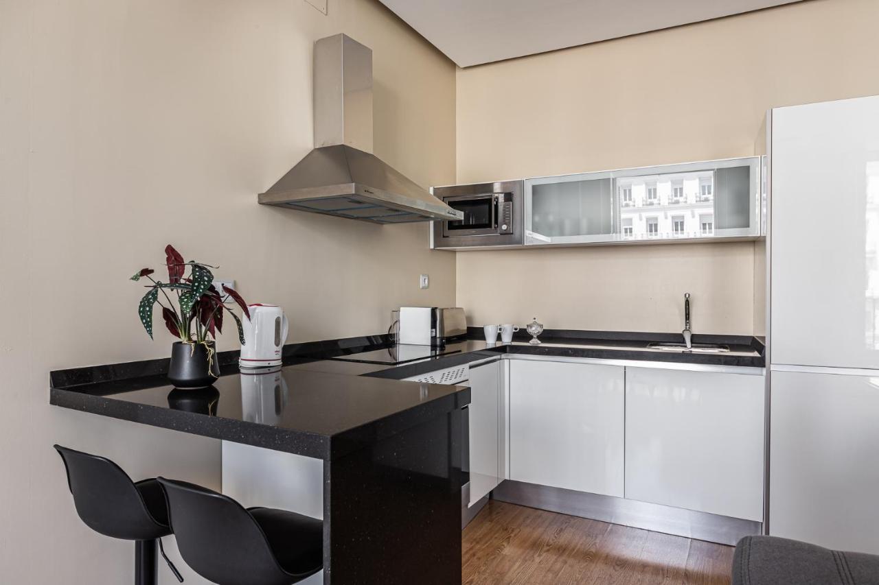 Waou Apartamentos En Sol Deluxe 2 Madrid Eksteriør billede