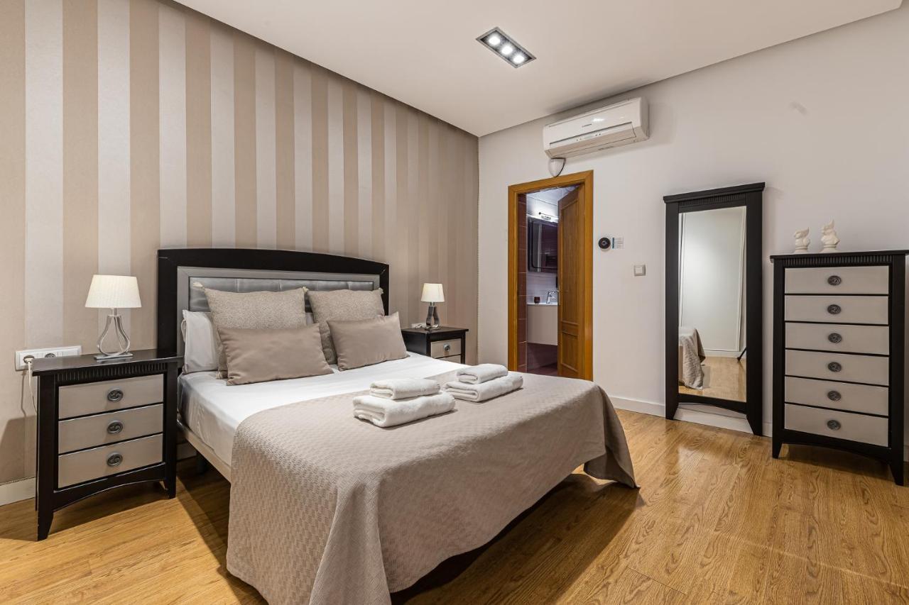 Waou Apartamentos En Sol Deluxe 2 Madrid Eksteriør billede